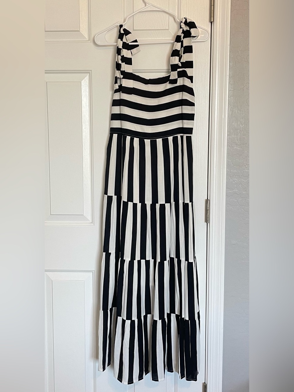 Striped Black & White Tie-Shoulder Maxi Dress - Picture 4 of 7